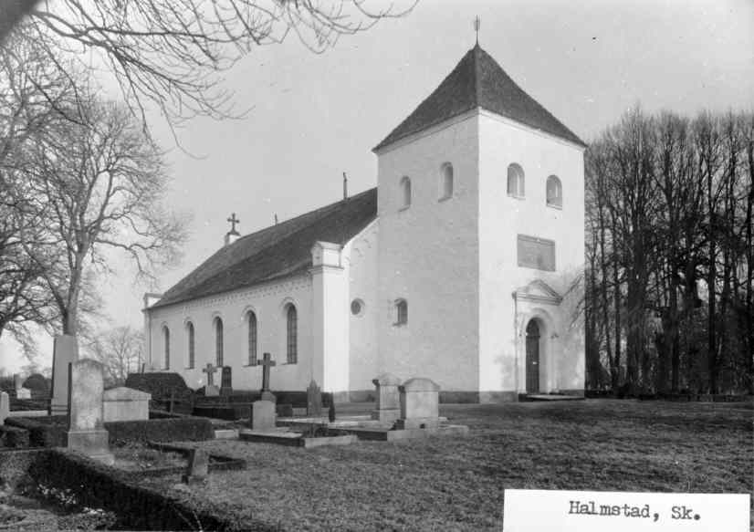 Halmstads kyrka från nordväst



