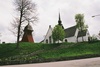 Lerums kyrka och klockstapel, från NV.