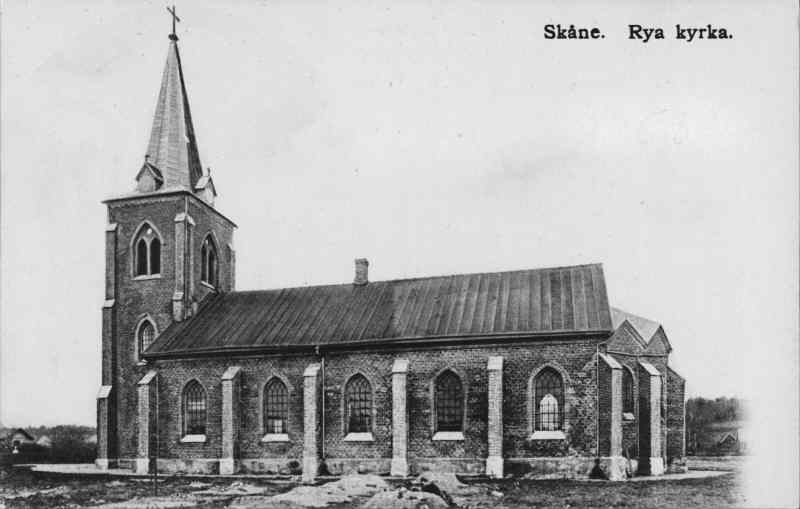 Rya kyrka från söder