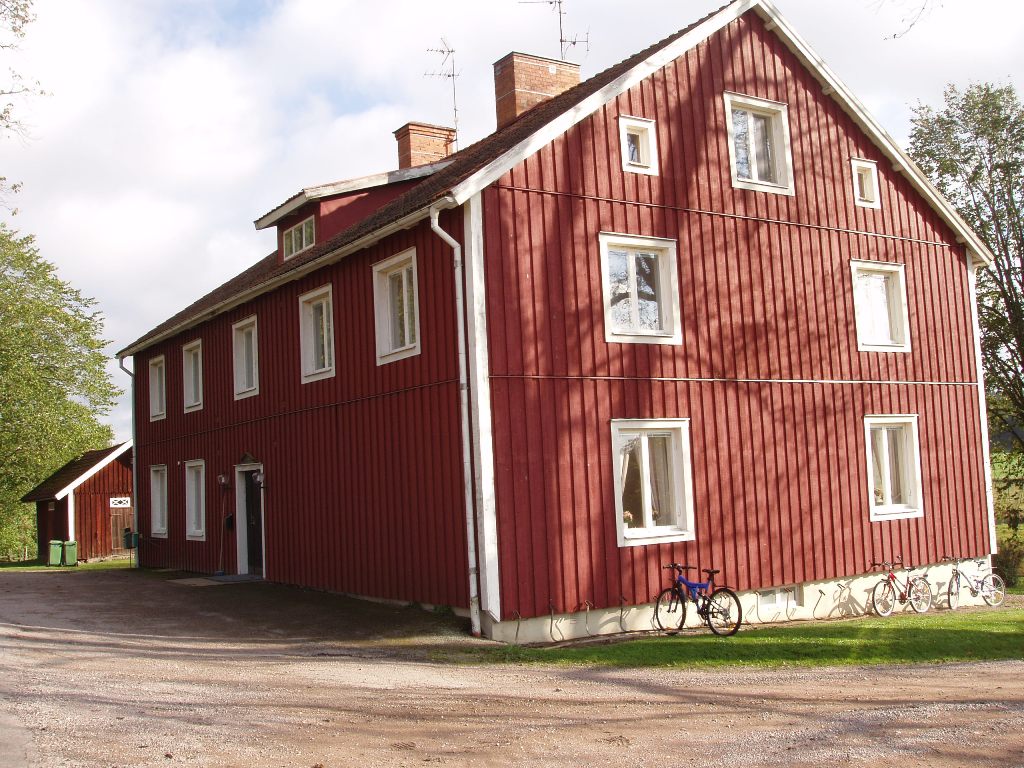 Ekeby kyrka, det f d ålderdomshemmet.