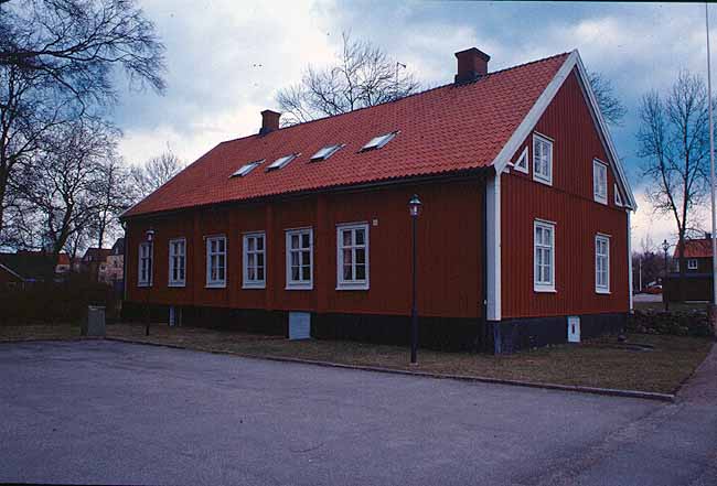 Tingshuset, baksida över hörn.