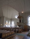 Västra Vingåkers kyrka, interiör predikstol och norra korsarmen