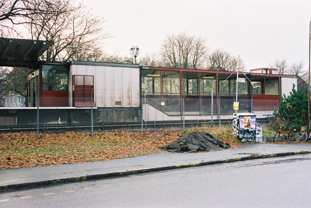 ENSKEDE GÅRD 1:1 Husnr 9004 från öster