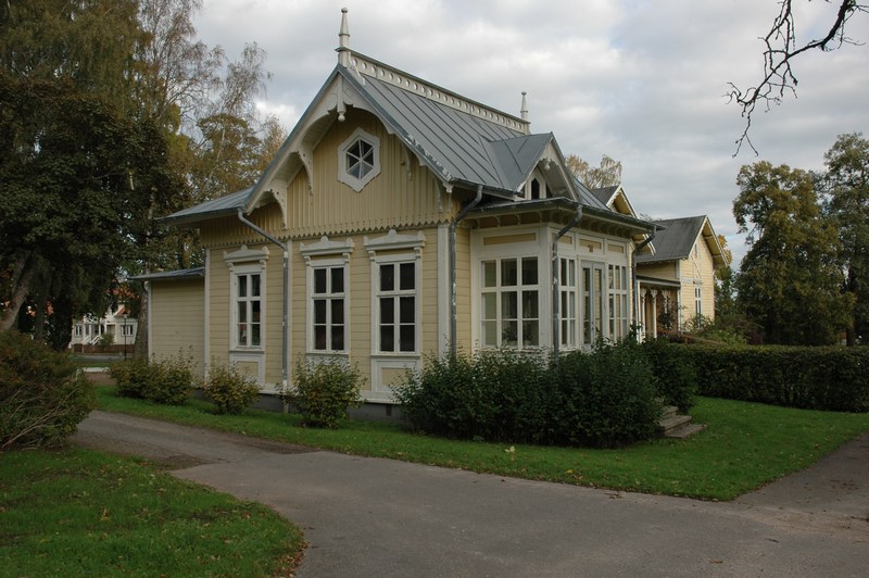 Mössebergsparken nr 30 B, "underläkarvillan".