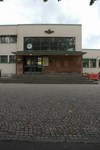 Falköpings järnvägsstation, entré till vänthallen.