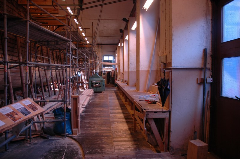 Plåtverkstaden, föreningen Forsviks varv bygger här hjulångare Eric Nordevall II.