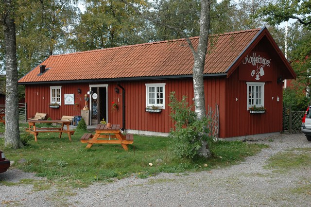 Svecklingebyn, "Kaffetorpet", fd garage och tvättstuga.