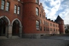 Från början av 1800-talet låg Kungliga Göta artilleriregemente vid nuvarande Kaserntorget. 1895 flyttades regementet till Kvibergs kaserner