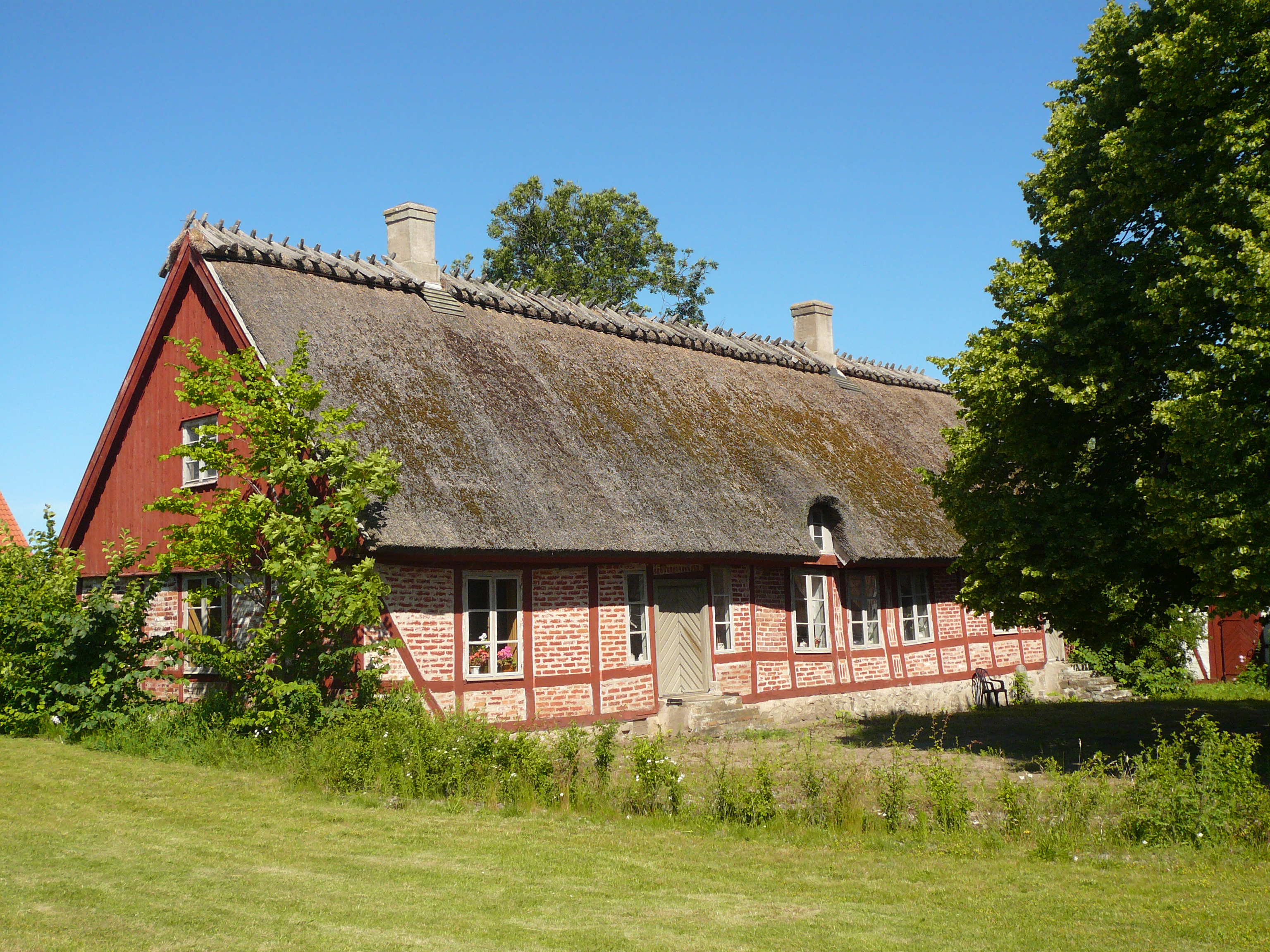 Källs Nöbbelövs prästgård. Den västra längan, bostadsbyggnaden.