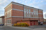 Södra skolan sedd från Tullgatan.