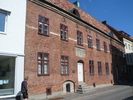 Rosenvingska och Beijerska husen, Malmö. Rosenvingska husets södra fasad mot Västergatan.