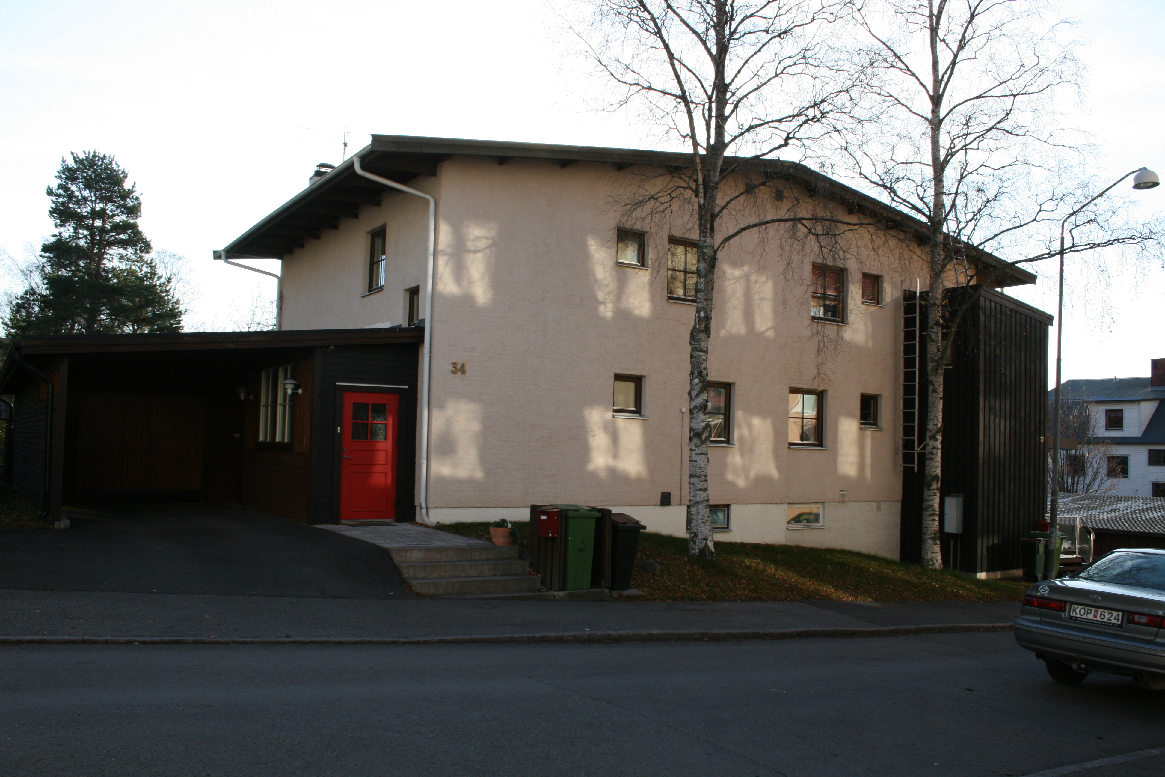 Tallarna 7, hus 1. Del av parhus längs Brogränd.