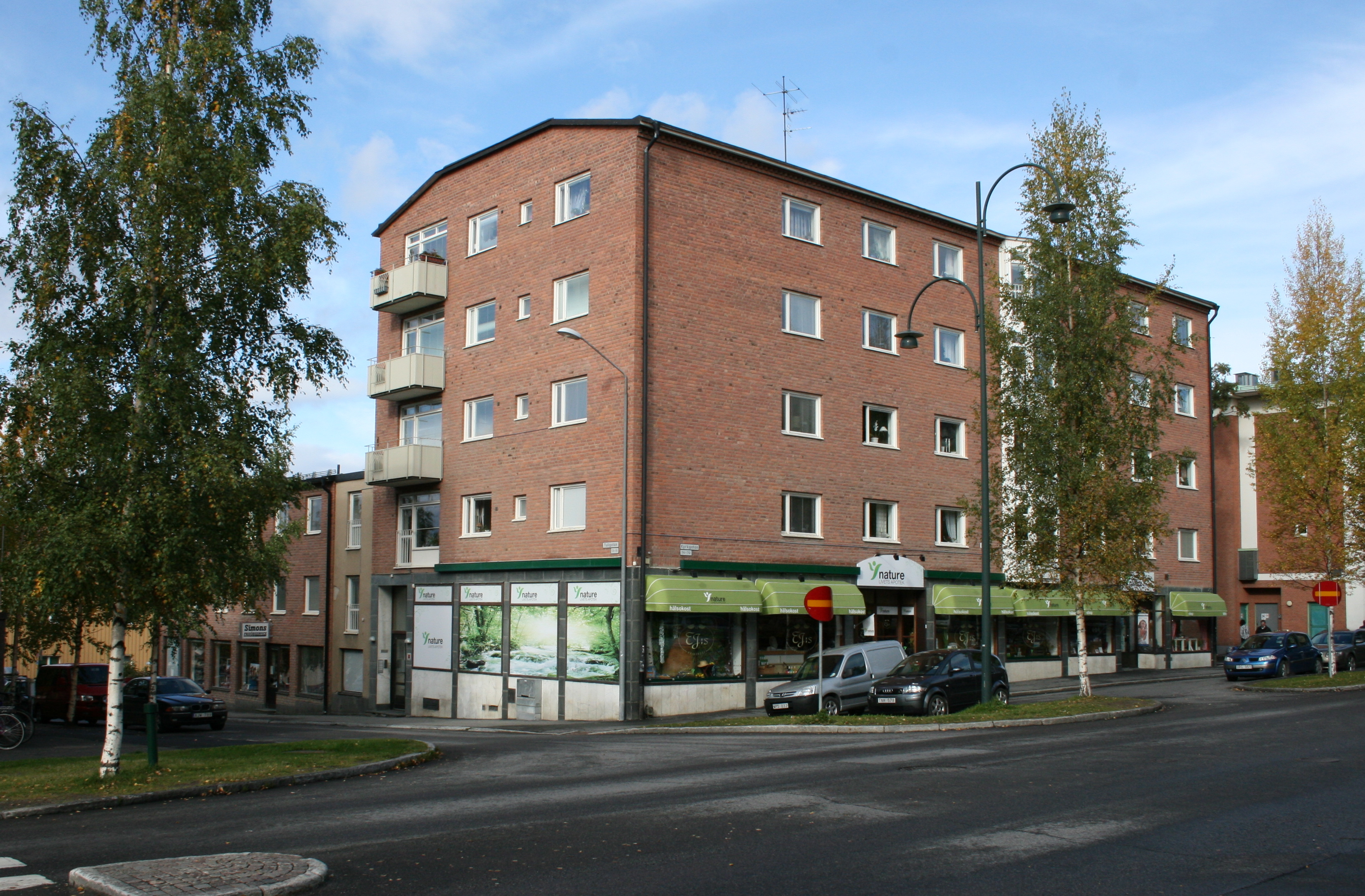 Åkeriet 4, hus 1. Fasader mot Kyrkgatan/Tullgatan.