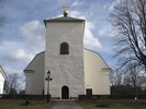 Svärta kyrka, västra fasaden