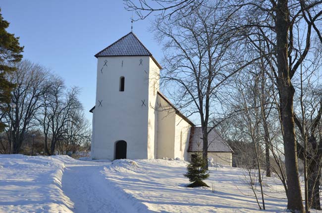 Stjärnholms kyrka, exteriör