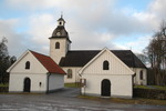 Lerbäcks kyrka, tiondebod och bårhus