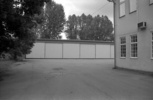 Byggnad + garage