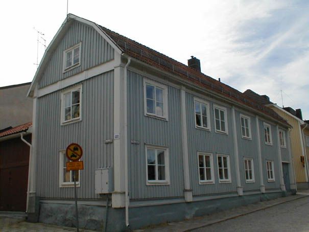 Kolaren 9 husnr 5, bilden tagen från Storgatan.
