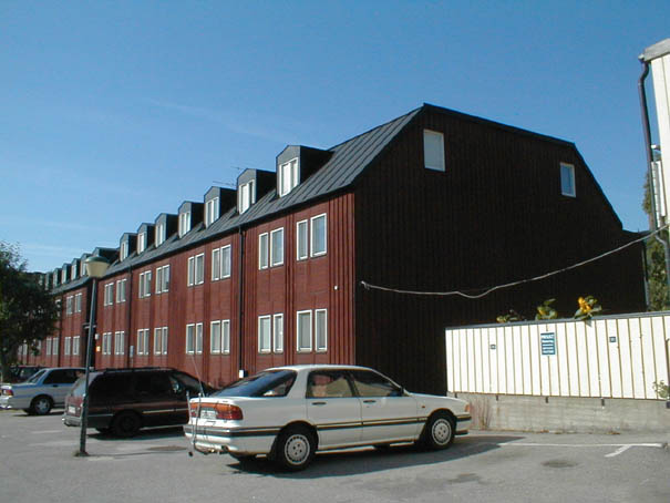 Gesällen  15 husnr 1, bilden visar byggnadens fasad ut mot gatan.