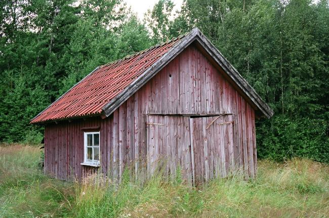 Traktorgaraget .Bilden tagen från söder.