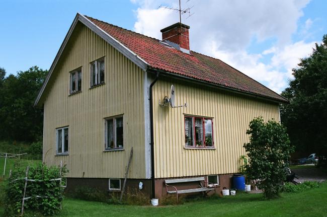 Bostadshuset. Bilden tagen från väster.