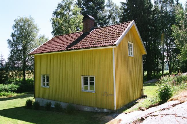 Bostadshuset. Bilden tagen från nordväst.