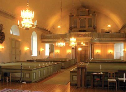 Barkeryds kyrka mot orgelläktaren.