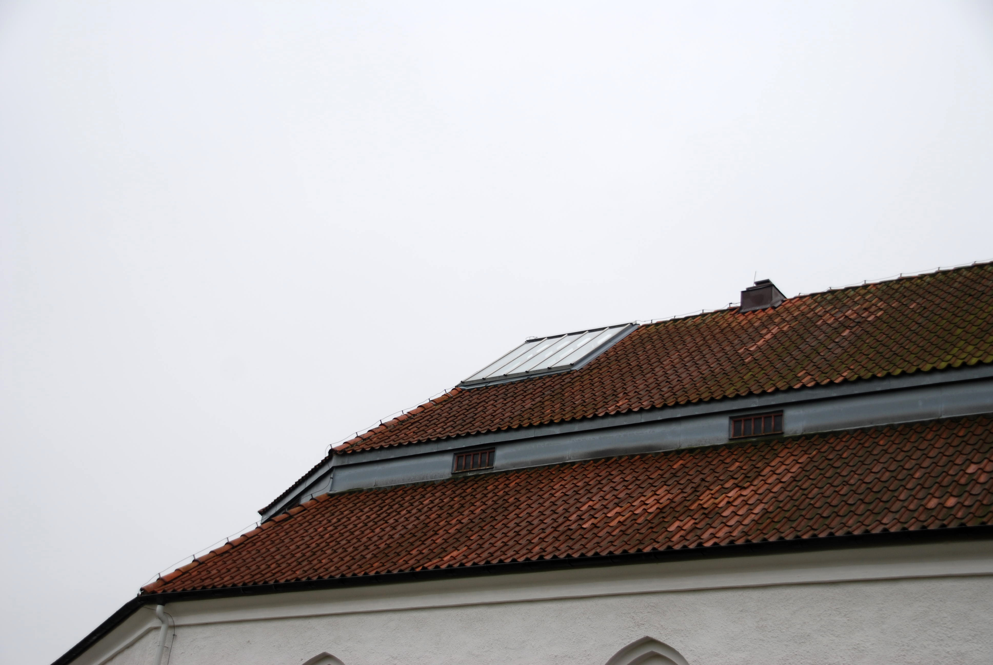 Billeberga kyrka, säteritak med lanternin