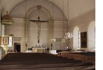 Interiör, kyrkorummet med bänkrader, altargång, predikstol, kor och altare. 