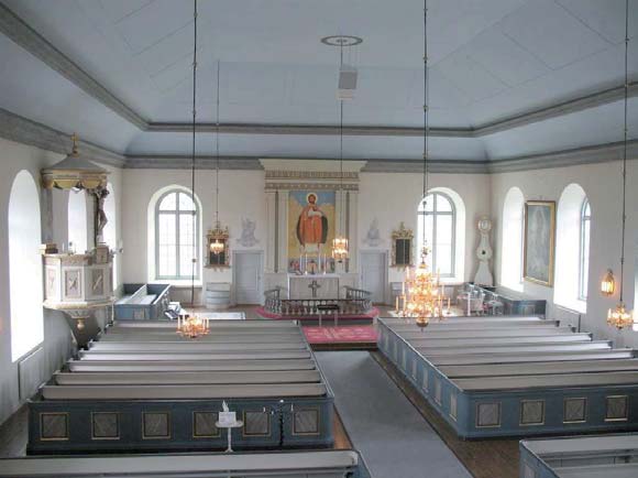 Hultsjö kyrka mot koret.