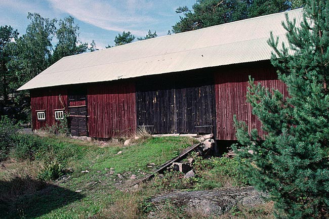 Nr 9004, ladugård.