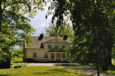 Synnerby prästgård. Neg.nr. 04/278:13.jpg