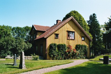 Gården Kyrkebo norr om Ledsjö kyrka. Neg.nr 03/211:15.jpg