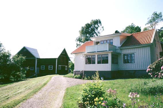 Bergun Hovgården Bostadshuset och ladugården