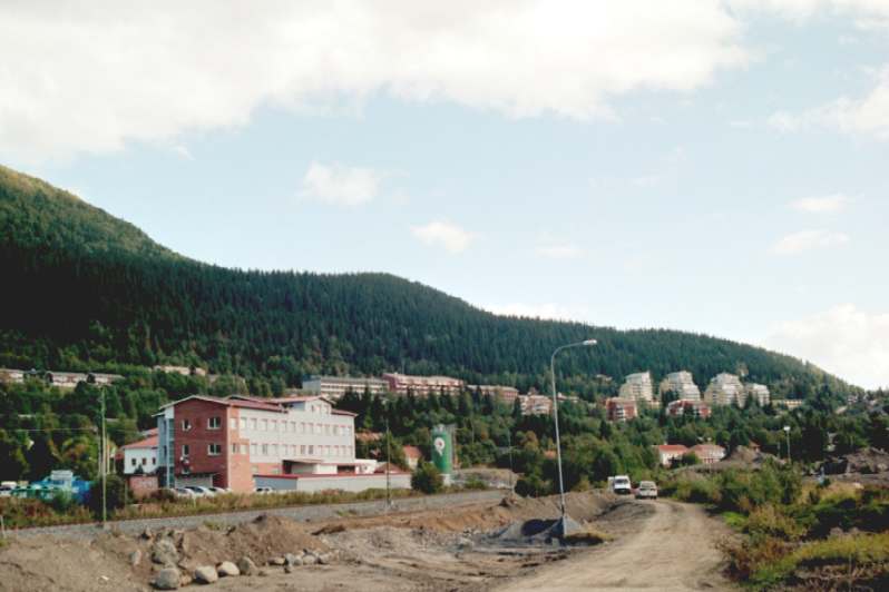 Vy från Åre strand mot de östra delarna av tätorten.