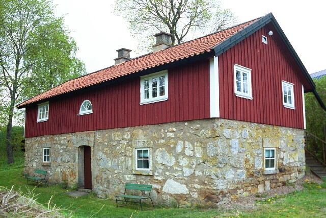 Bjurums kyrkomiljö gamla kyrkskolan. Negnr 01/265:12