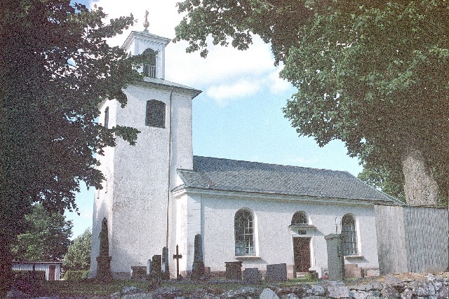 Näs kyrka exteriör sydvästvy. Negnr 01/271:20a