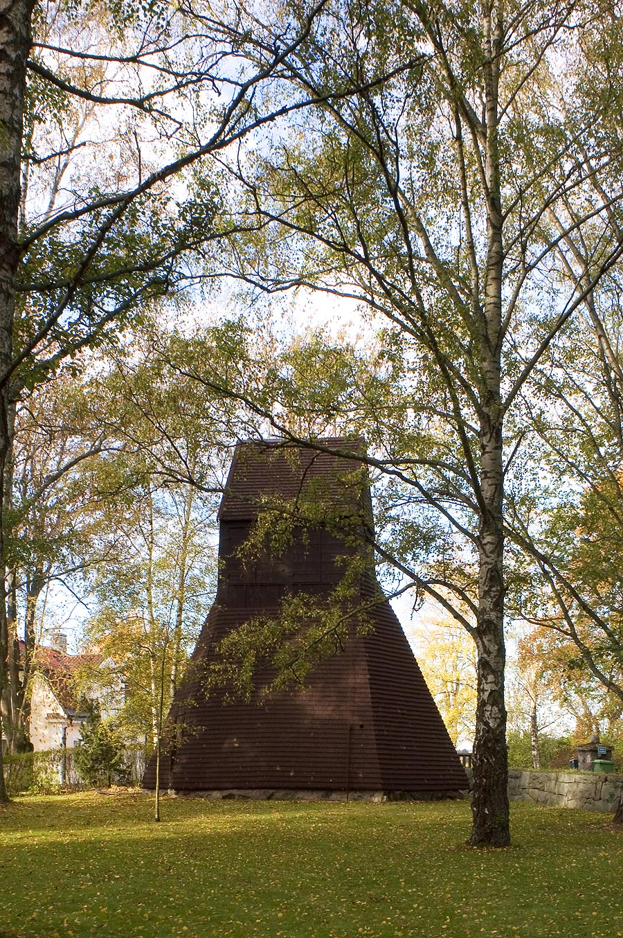 Järfälla kyrka, klockstapeln.