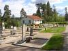 Den äldsta delen av Järvsö kyrkogård från nordväst med gravkapellet i bakgrunden