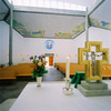 S:ta Birgitta kyrka, kyrkorummet mot entrén i väster från koret med altarets krucifix. 