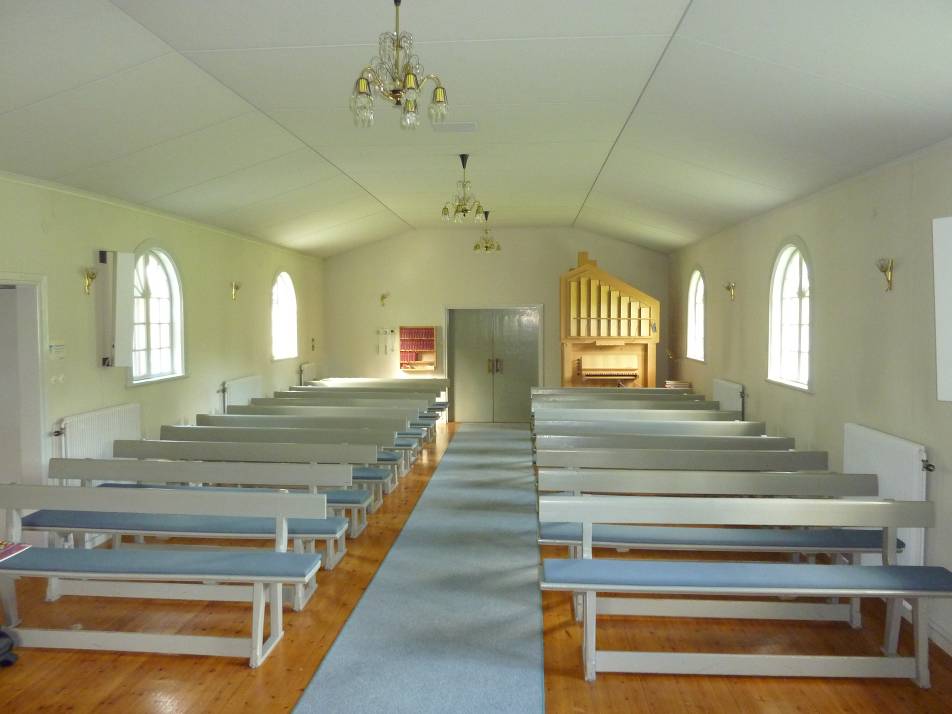 Orgeln tillkom 1973 och är typisk för sin tid.
