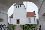 Persnäs kyrka, exteriör. 