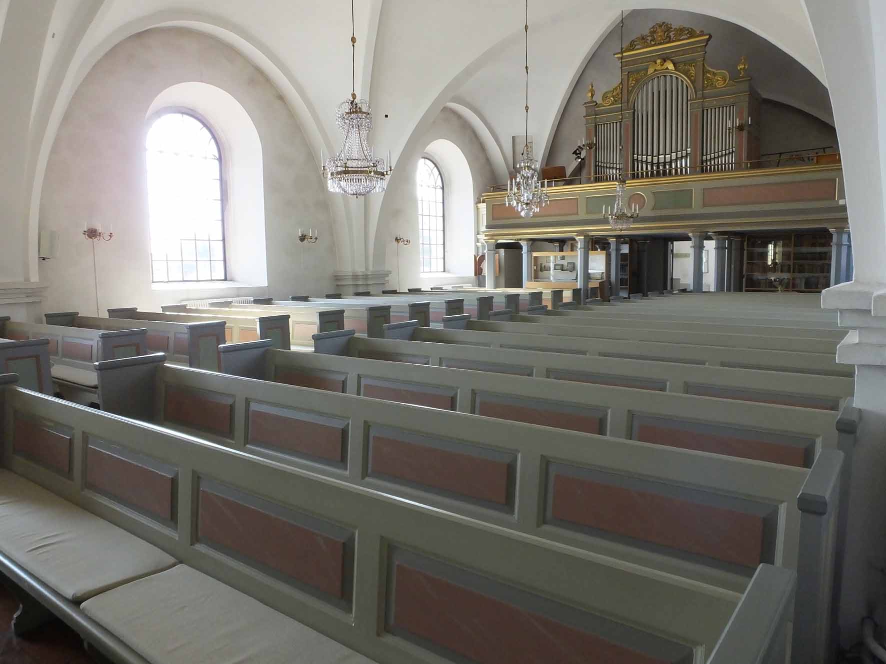 Välinge kyrka, långhuset mot orgelläktaren