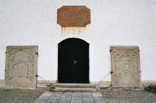 Örslösa kyrka, sydportal. Neg.nr 03/155:14