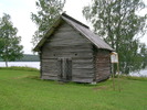 Bodsjö kyrkogård m ed bönhus. 

Foton tagna av Isa Lindkvist, bebyggelseantikvarie & Christina Persson, bebyggelseantikvarie vid Jämtlands läns museum, Jamtli, i samband med inventeringen av kyrkorna i Härnösand stift 2005-2006 
på uppdrag av Härnösands stift.