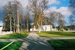 Vemdalens kyrka med omgivande kyrkogård och klockstapel.


Martin Lagergren & Emelie Petersson från Jamtli inventerade kyrkan mellan 2004-2005, de är också fotografer till bilderna. 