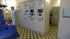 Kontrollutrustningen är idag en standardutrustning från Asea med moderna generatorskydd. Ställverksutrustning finns i en transformatorstation intill kraftverket.