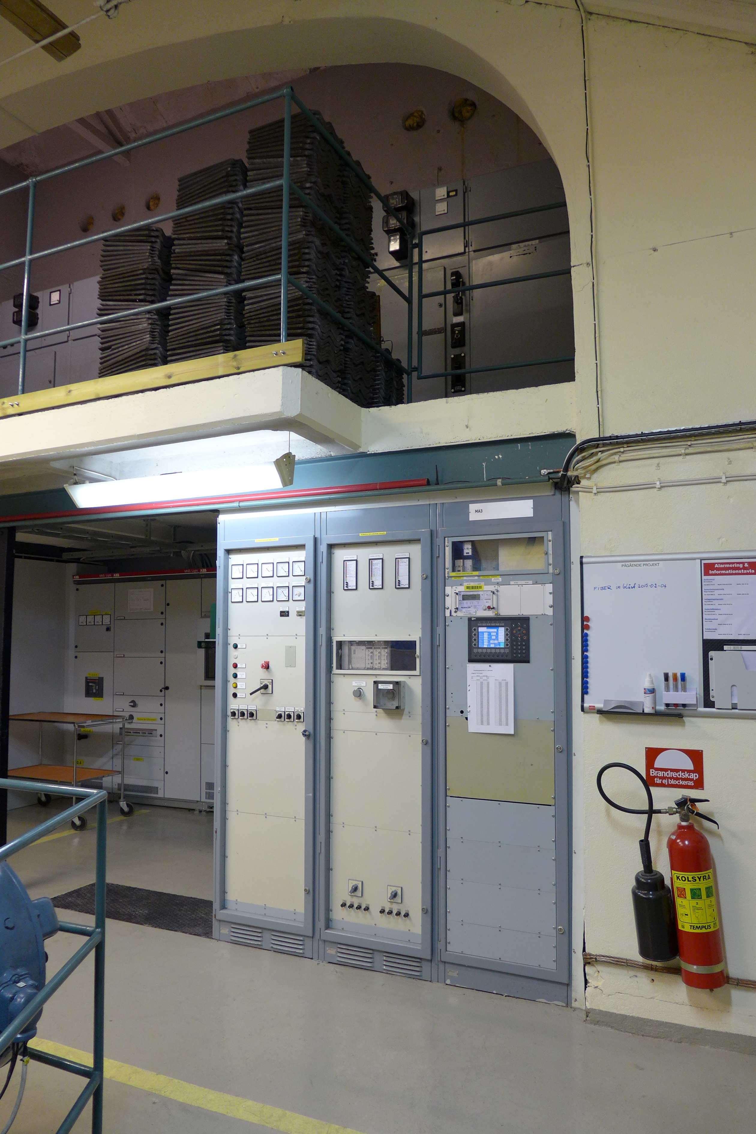 Kraftverkets kontroll- och överföringsutrustning är moderniserad i sin helhet.