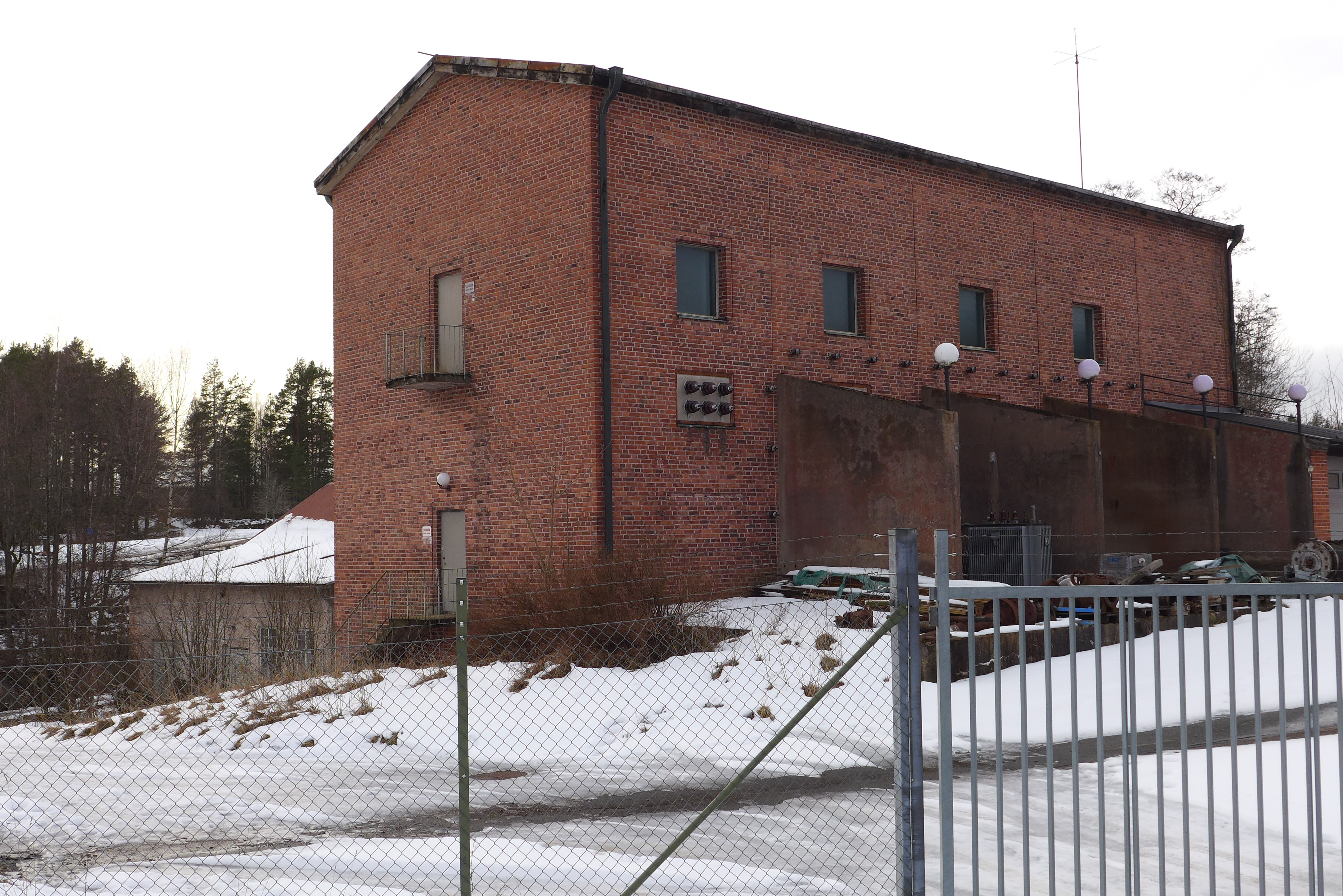 Denna del av Nygårds kraftstation uppfördes för att inrymma ställverk och utledningsutrustning.
