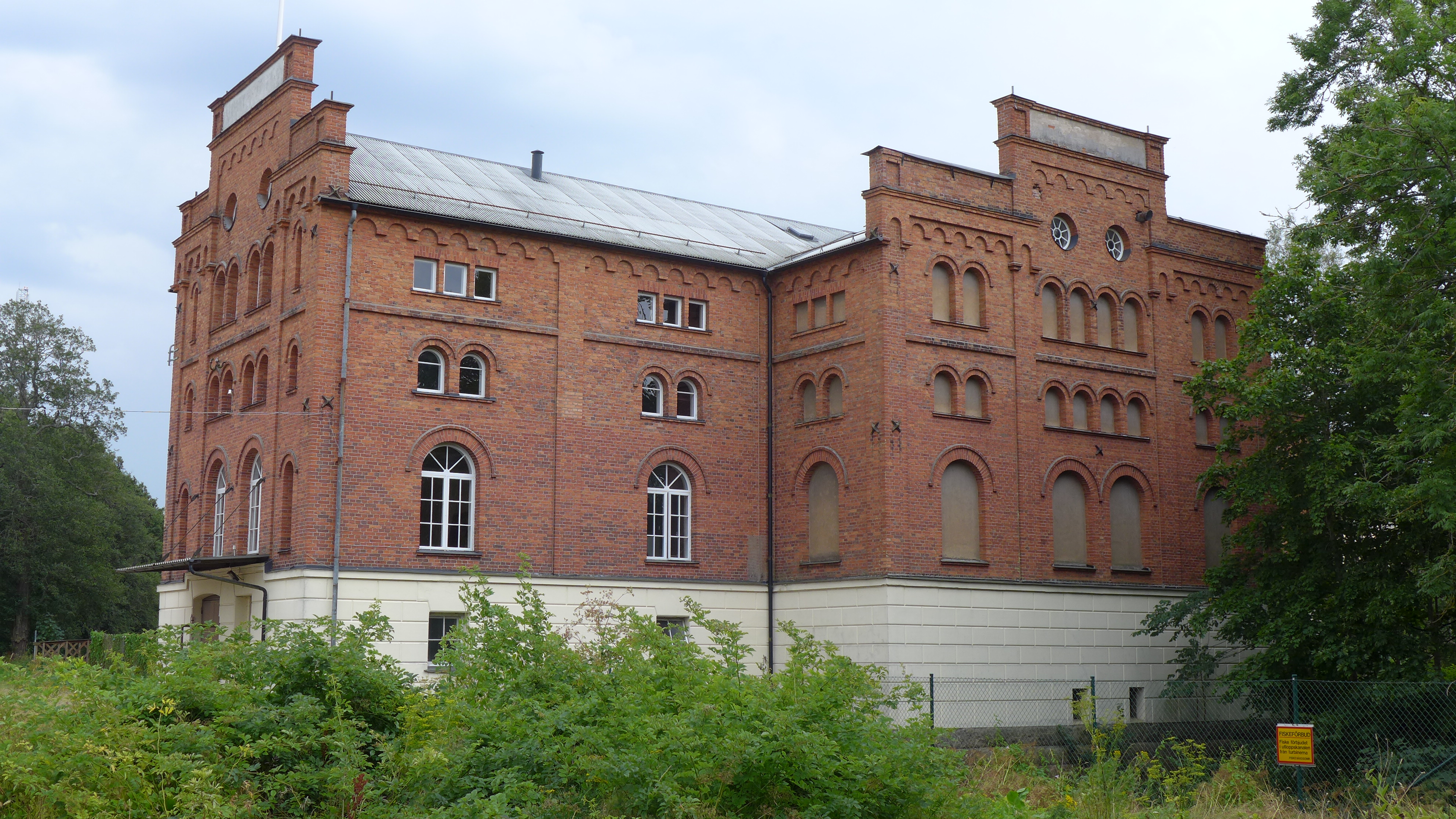 Mariestads stadskvarn har ett mycket högt kulturhistoriskt värde. Bland annat berättar anläggningen en betydelsefull del av Mariestads historia och samhällsutveckling – både som kvarn, som el-producent och som utbildningssäte för mjölnare.